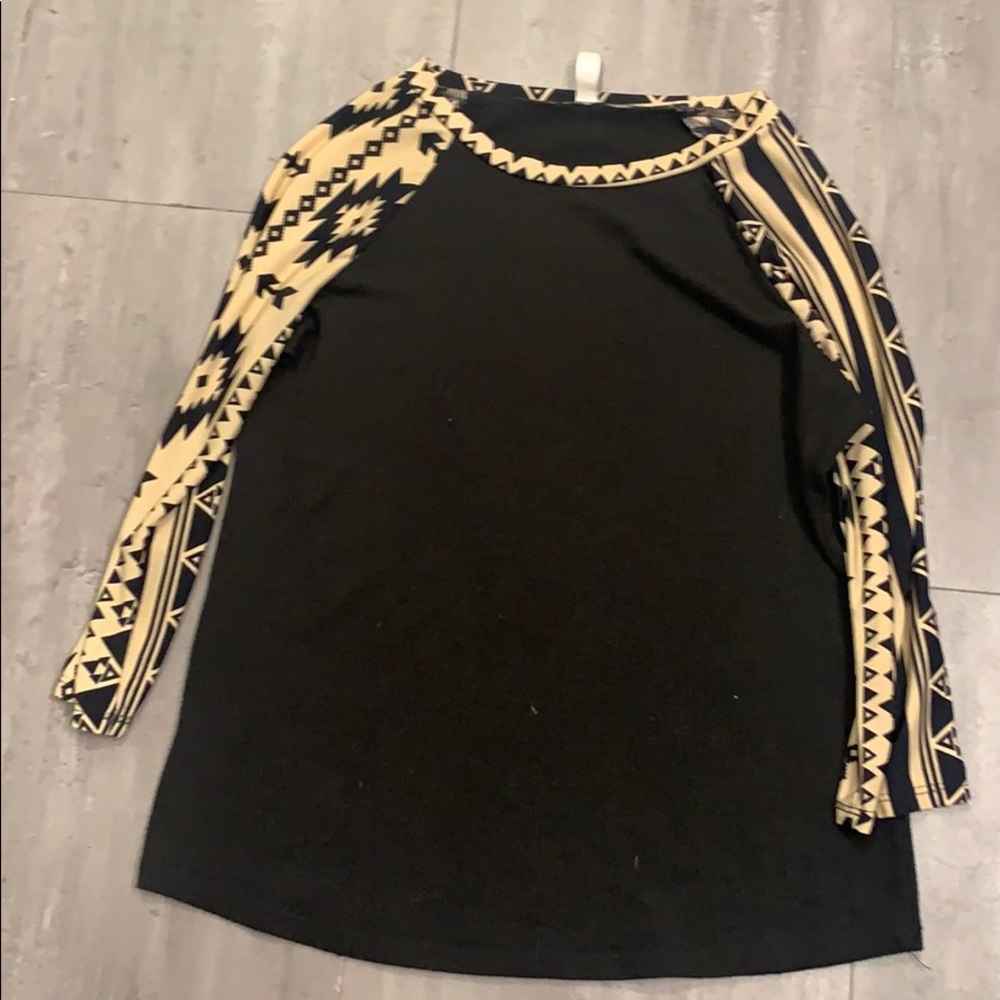 Black&aztec 3/4 sleeve
